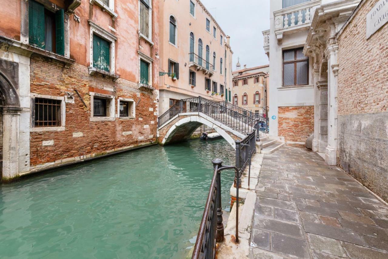 Venice Castello Elegant Apartment Exteriör bild